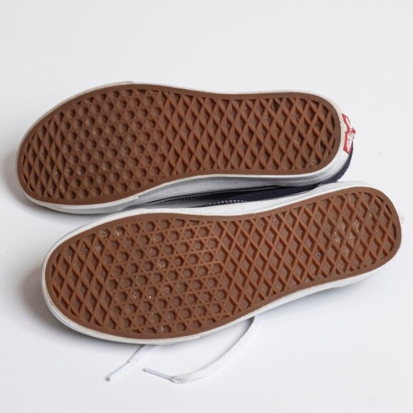 Vans Black and White Old Skool Suede/Canvas Sneakers Women's 9, Men's 7.5 - Picture 7 of 11